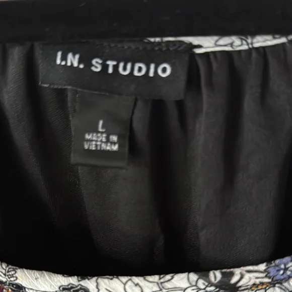 I.N. Studio Multicolor Floral Blouse - Picture 2 of 8